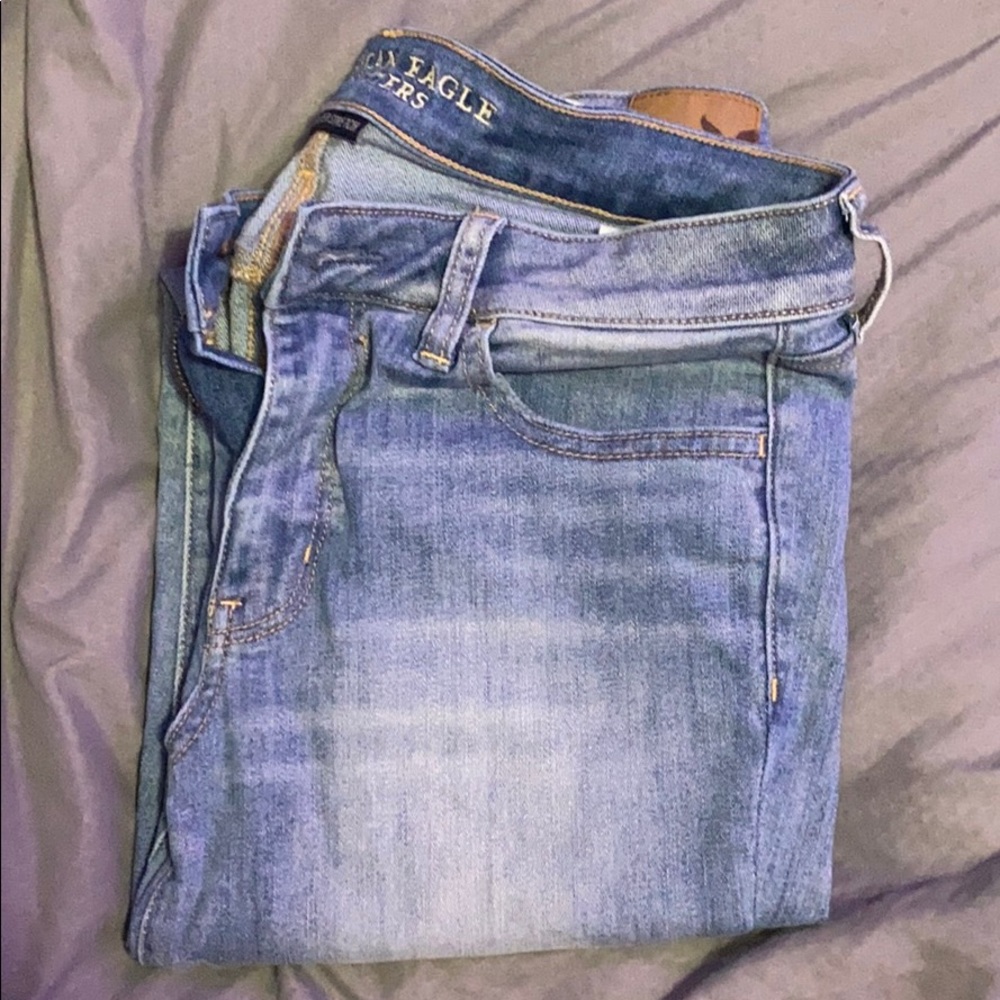 light blue American eagle jeans
